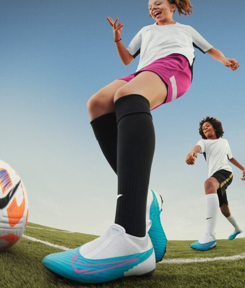 girls cleats