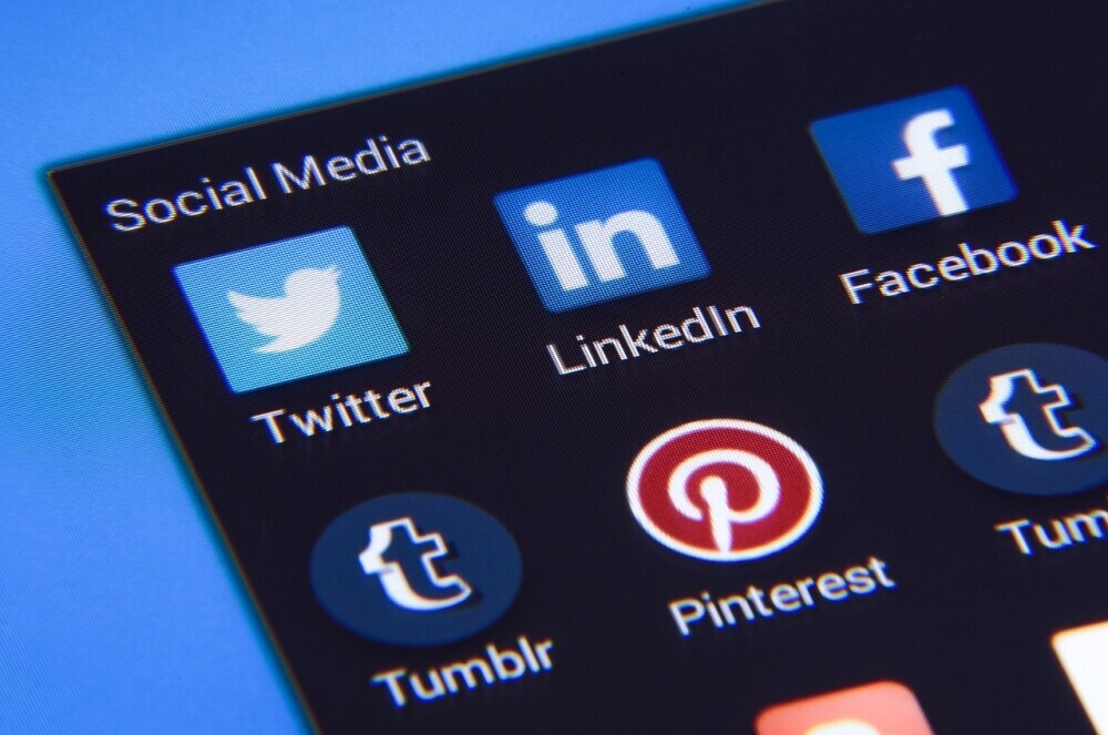 social media logo