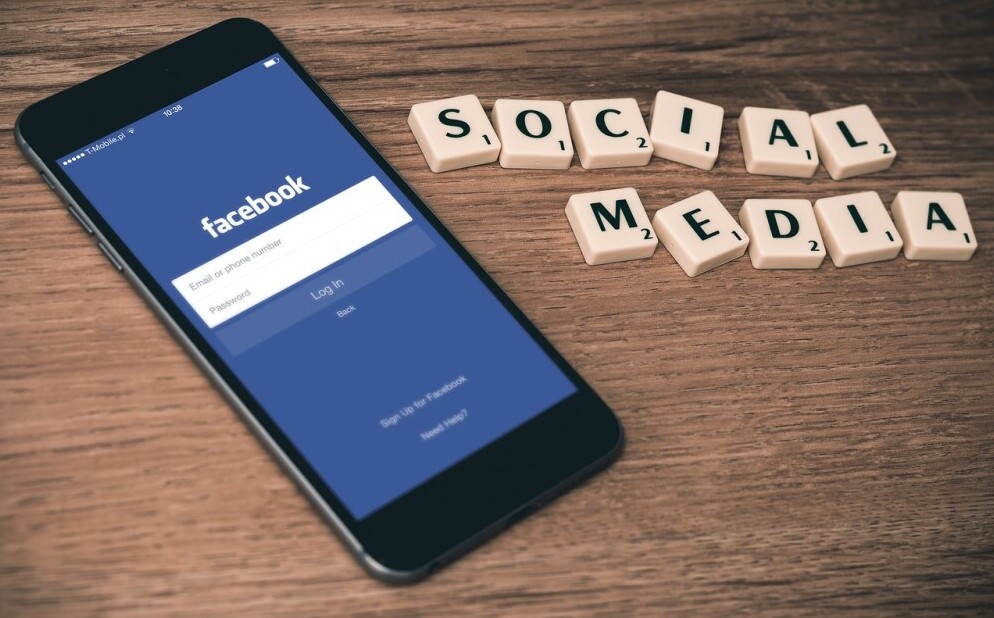social media logo