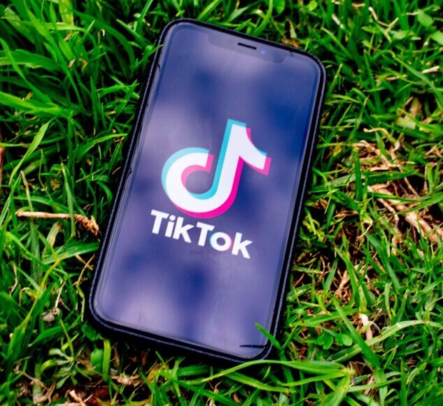 tik tok logo